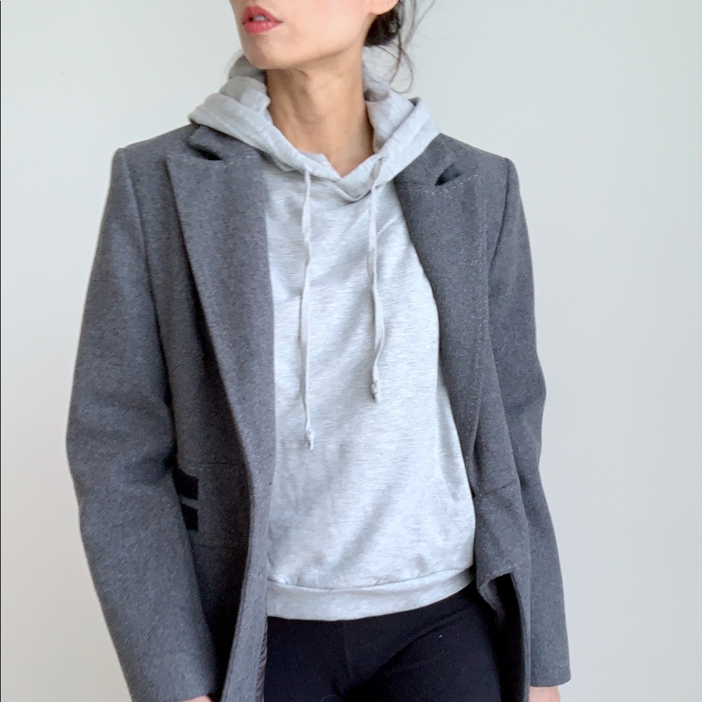 LIGHT GRAY SOFT HOODIE SWEATER - Cozy Comfort for Everyday Wear - Picture 2 of 6